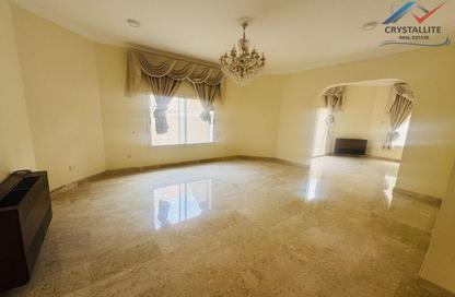 Villa - 4 Bedrooms - 5 Bathrooms for rent in Mahooz - Manama - Capital Governorate