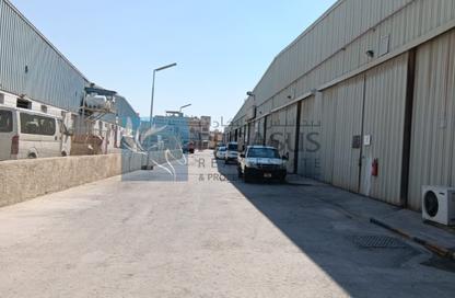 Warehouse - Studio - 1 Bathroom for rent in Sitra - Central Governorate