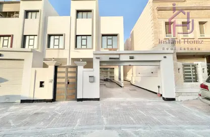 Villa - 4 Bedrooms - 6 Bathrooms for rent in Busaiteen - Muharraq Governorate