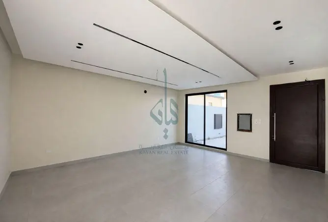 53600040 - Property Image 2