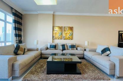 Apartment - 3 Bedrooms - 3 Bathrooms for rent in Al Juffair - Capital Governorate