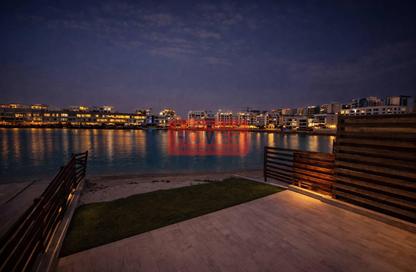 Villa - 4 Bedrooms - 5 Bathrooms for rent in Amwaj Avenue - Amwaj Islands - Muharraq Governorate