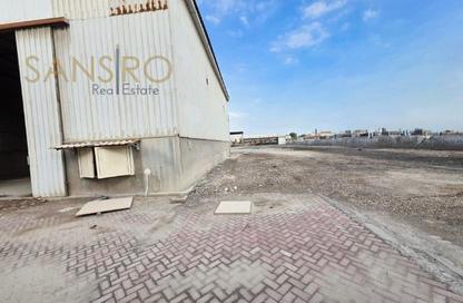 Warehouse - Studio - 1 Bathroom for rent in Sitra - Central Governorate
