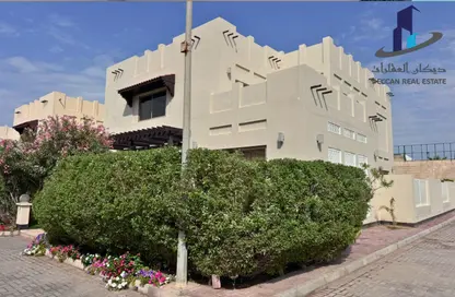 Villa - 5 Bedrooms - 5 Bathrooms for rent in Janabiya - Northern Governorate