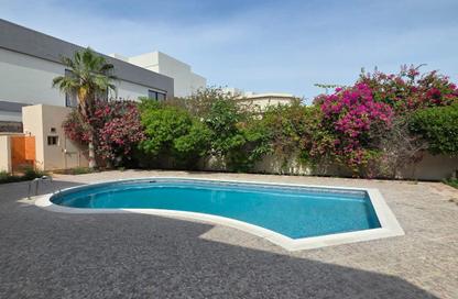 Villa - 4 Bedrooms - 5 Bathrooms for rent in Janabiya - Northern Governorate