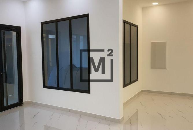 976312 - Property Image 3
