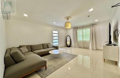 Apartment - 3 - 4 for rent in Al Juffair - Capital Governorate