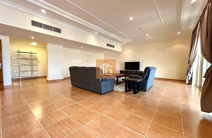 Apartment - 2 Bedrooms - 3 Bathrooms for rent in Janabiya - Northern Governorate