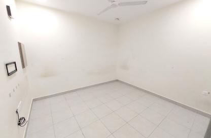 Apartment - Studio - 1 Bathroom for rent in Hidd - Muharraq Governorate