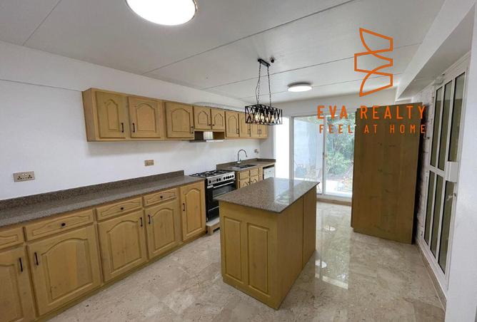 56921420 - Property Image 3