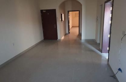 Apartment - 2 Bedrooms - 2 Bathrooms for rent in Tubli - Central Governorate