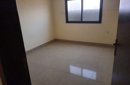 Apartment - 2 Bedrooms - 2 Bathrooms for rent in Tubli - Central Governorate