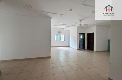 Apartment - 3 Bedrooms - 4 Bathrooms for rent in Busaiteen - Muharraq Governorate