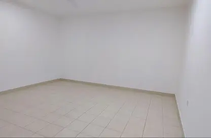 Apartment - 2 Bedrooms - 1 Bathroom for rent in Riffa - Southern Governorate