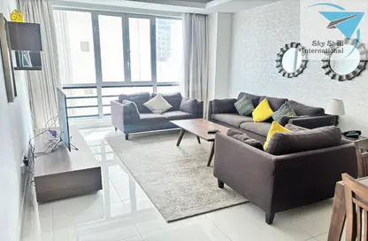 Apartment - 2 Bedrooms - 2 Bathrooms for rent in Al Juffair - Capital Governorate