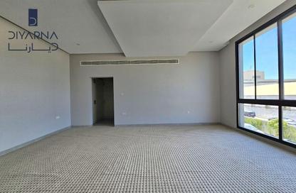Villa - Studio - 4 Bathrooms for rent in Salmaniya - Manama - Capital Governorate
