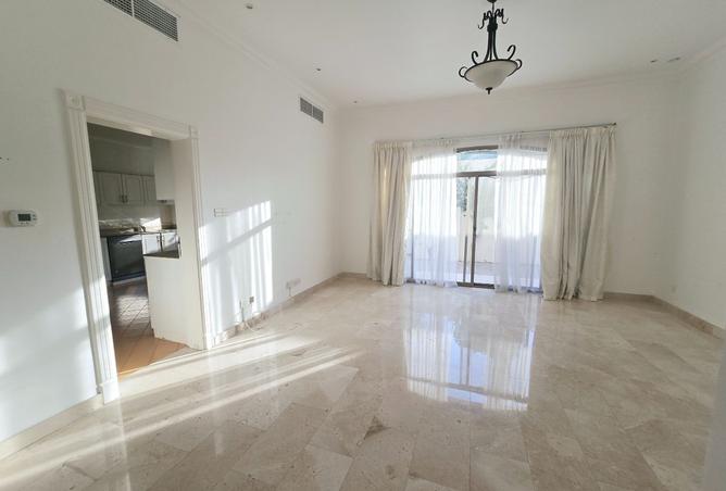55893120 - Property Image 3