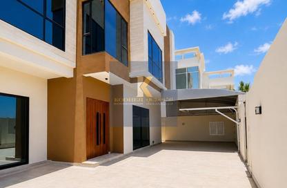 Villa - 5 Bedrooms - 7 Bathrooms for sale in Saar - Northern Governorate