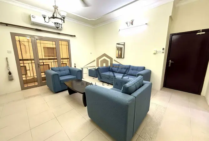 993811 - Property Image 3