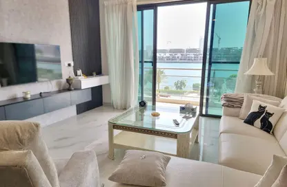 Apartment - 2 Bedrooms - 3 Bathrooms for rent in Reef Island - Capital Governorate