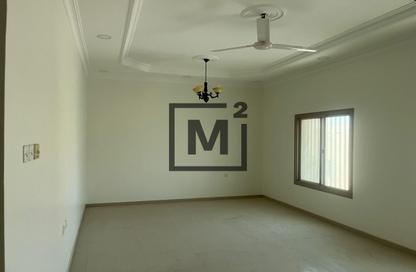 Apartment - 4 Bedrooms - 3 Bathrooms for rent in Arad - Muharraq Governorate