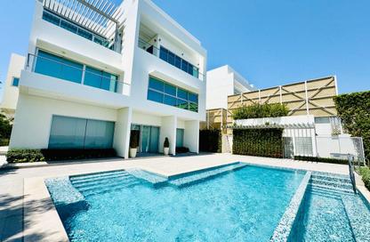Villa - 6 Bedrooms - 7+ Bathrooms for rent in Tubli - Central Governorate