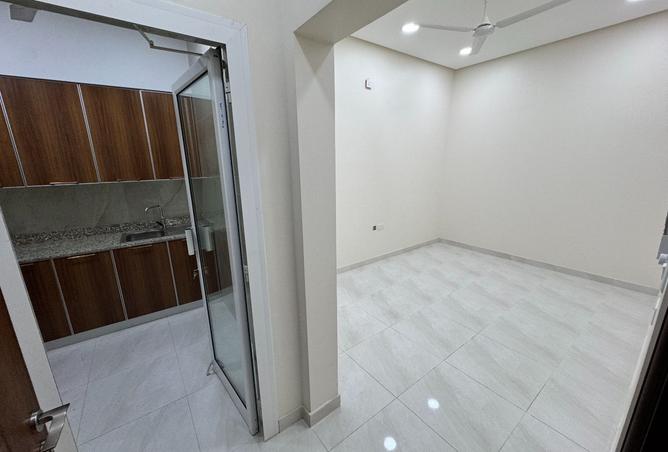 56889700 - Property Image 2