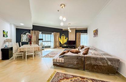 Apartment - 2 Bedrooms - 3 Bathrooms for rent in Al Juffair - Capital Governorate