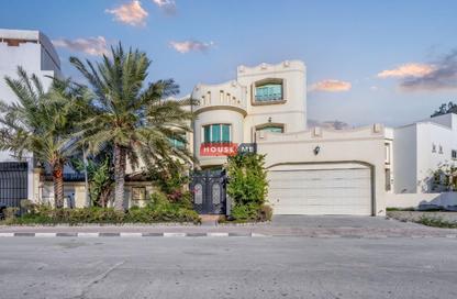 Villa - 5 - 6 for sale in Saraya 2 - Bu Quwah - Northern Governorate