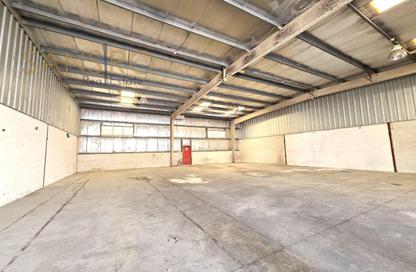 Warehouse - Studio - 1 Bathroom for rent in Alhajiyat - Riffa - Southern Governorate