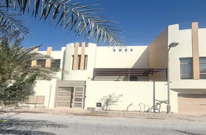 Villa - 6 Bedrooms - 5 Bathrooms for sale in Sitra - Central Governorate
