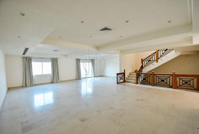 986953 - Property Image 2