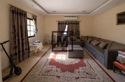 Villa - 3 - 2 for sale in Salihiya - Manama - Capital Governorate