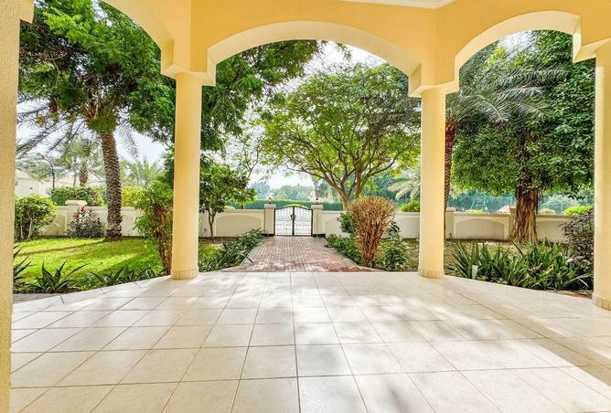 991912 - Property Image 2