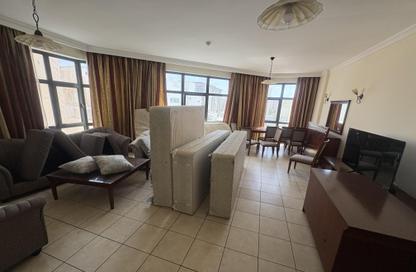 Apartment - 2 Bedrooms - 3 Bathrooms for rent in Hoora - Capital Governorate
