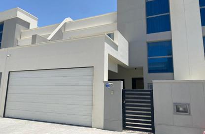 Apartment - 4 Bedrooms - 5 Bathrooms for rent in Al Naseem - Diyar Al Muharraq - Muharraq Governorate