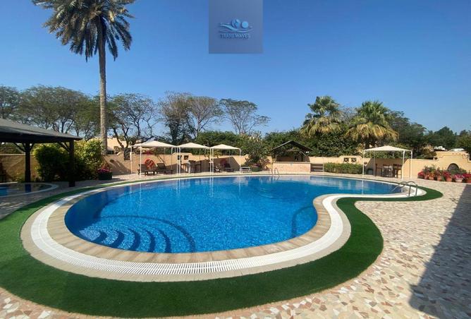 996040 - Property Image 2