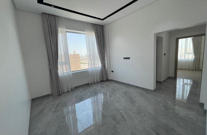 Apartment - 2 Bedrooms - 2 Bathrooms for rent in Segaya - Manama - Capital Governorate Apartment - 2 Bedrooms - 2 Bathrooms for rent in Segaya - Manama - Capital Governorate