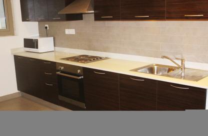 Apartment - 2 - 2 for rent in Al Juffair - Capital Governorate