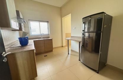 Apartment - 2 Bedrooms - 3 Bathrooms for rent in Janabiya - Northern Governorate