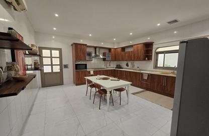 Villa - 4 Bedrooms - 5 Bathrooms for rent in Saar - Northern Governorate