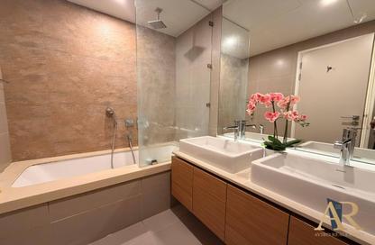Apartment - 2 Bedrooms - 2 Bathrooms for rent in Marassi Al Bahrain - Diyar Al Muharraq - Muharraq Governorate