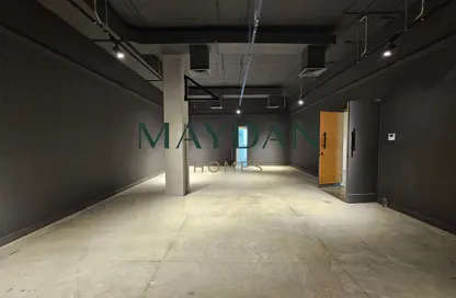 Retail - Studio - 4 Bathrooms for rent in Al Juffair - Capital Governorate