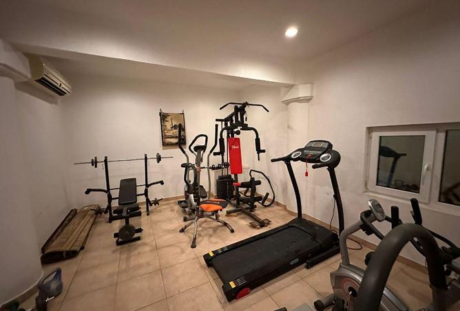 52142870 - Property Image 3