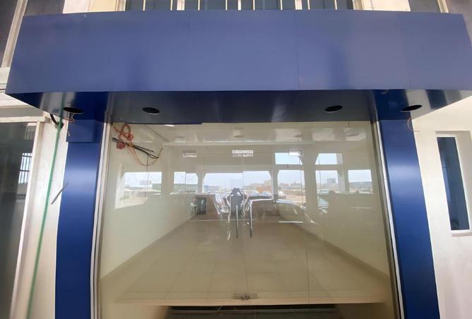 992153 - Property Image 2