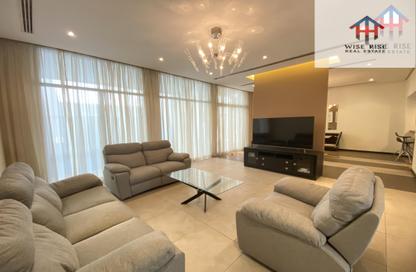 Villa - 3 Bedrooms - 4 Bathrooms for rent in Mahooz - Manama - Capital Governorate