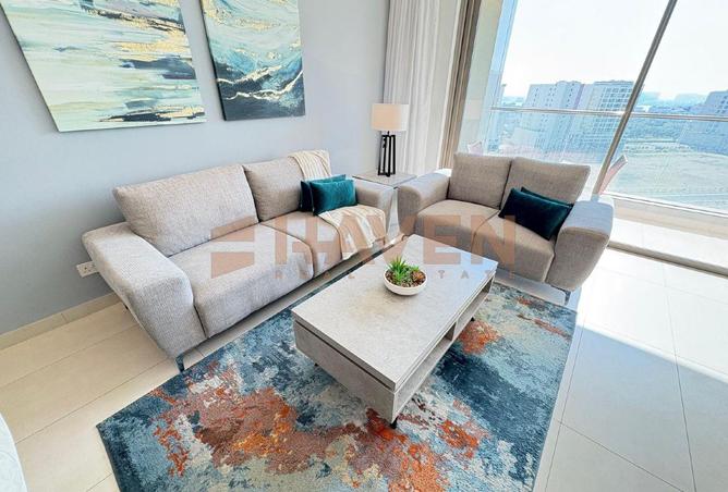 989912 - Property Main Image