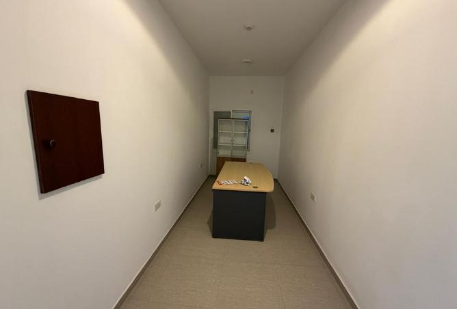 987394 - Property Image 2