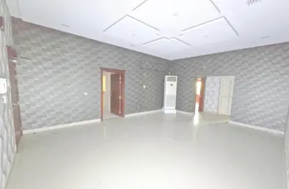 شقة - 2 غرف نوم - 2 حمامات للايجار في سند - المحافظة الوسطى