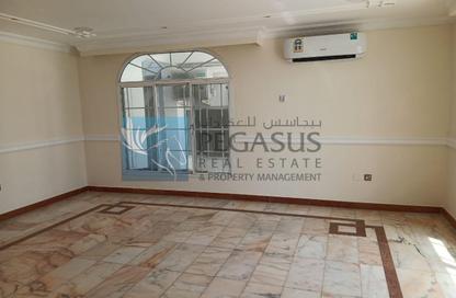 Villa - Studio - 5 Bathrooms for rent in Gudaibiya - Manama - Capital Governorate